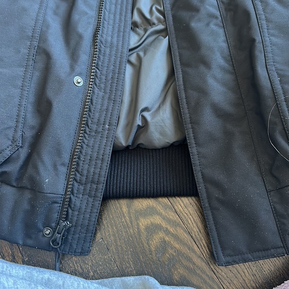 North face Gotham jacket never worn - Picture 4 of 4